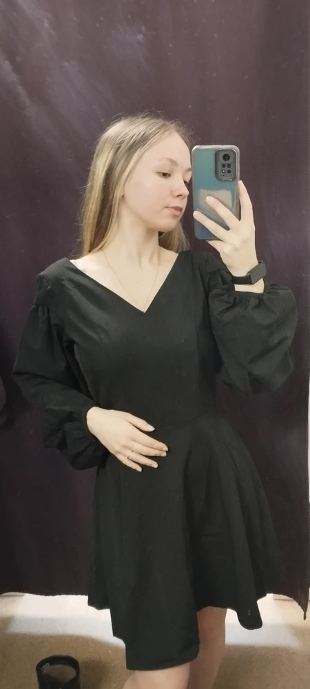 Мягкое на ощюп, удобное, красивое.