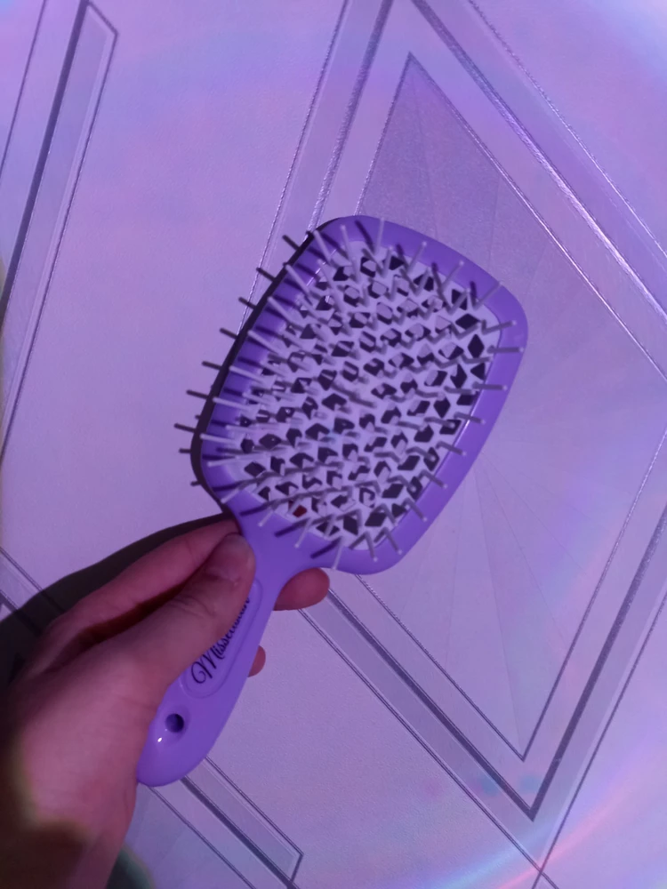 Расчëска очень классная ещë и за такую цену❤‍🔥