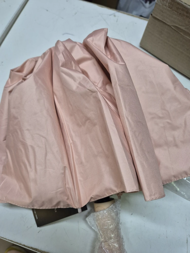 Не стоит этих денег.