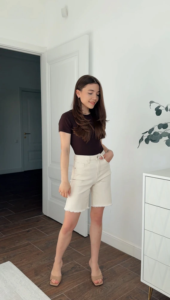 Выбирала между ними и белыми! Под белые оказалось больше подходящей одежды, но с удовольствием оставила бы две пары 😍😍😍 идеально садятся и очень комфортные