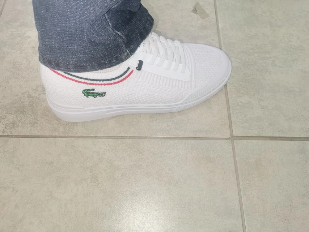 Очень лёгкие, удобные, дышащие, на лето самый раз. Размер соответствует. Цена подарок. Спасибо продавцу.