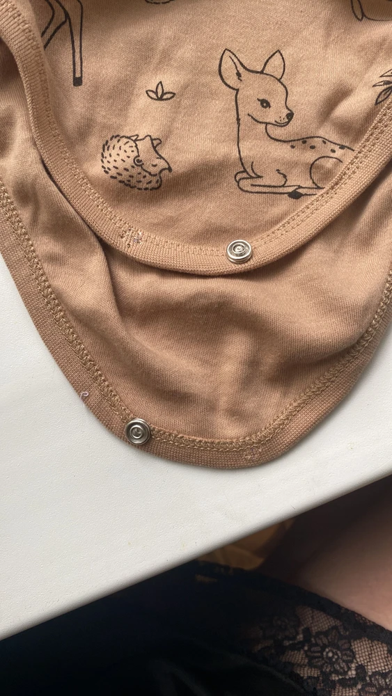 на одном из трех боди, попались плохие застежки(