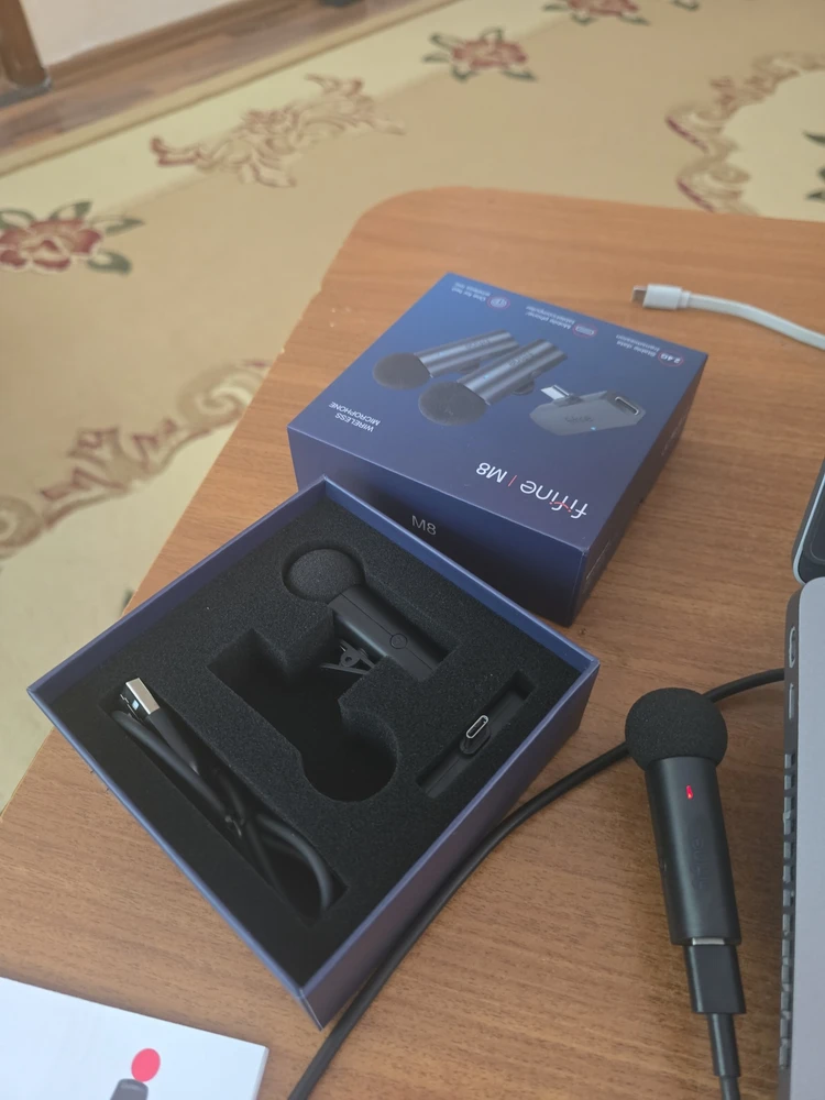 Покупал для записи блога, подключаю к устройству Samsung s24 ultra. По записи вопросов нет, звук не отстаёт, запись чёткая, качество лучше чем на телефоне.