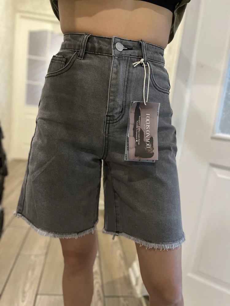 Хорошие шорты, плотная ткань