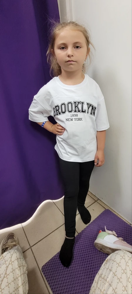 Брали на физкультуру, ооочень комфортно, на 122 взяли 134 размер